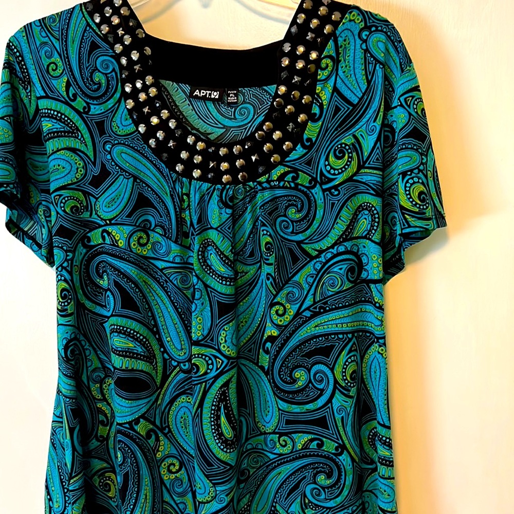 Apt.9 short sleeved blouse, jeweled neck, size PL, very pretty!!